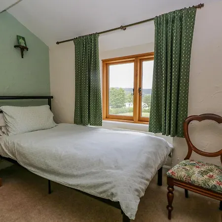 2 Gateside * Coniston