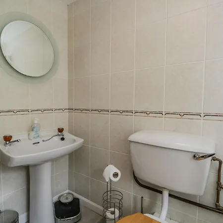 2 Gateside * Coniston