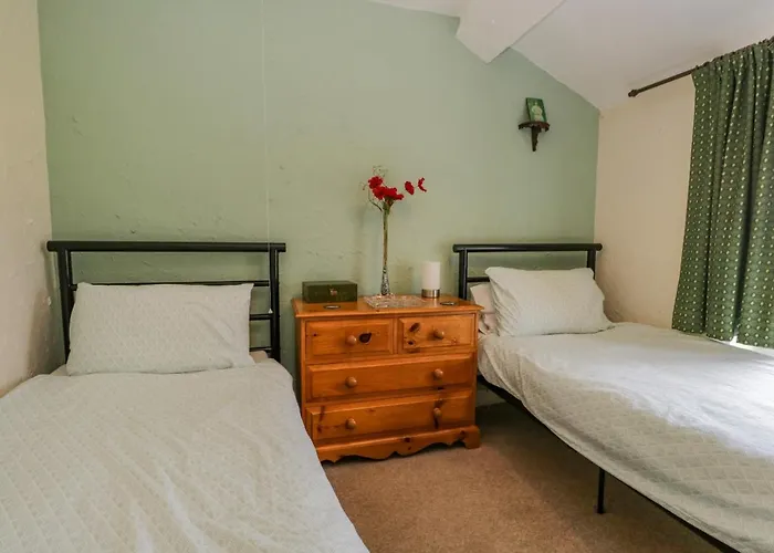 2 Gateside * Coniston