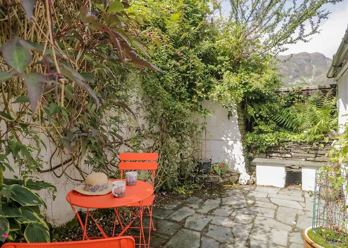 2 Gateside * Coniston